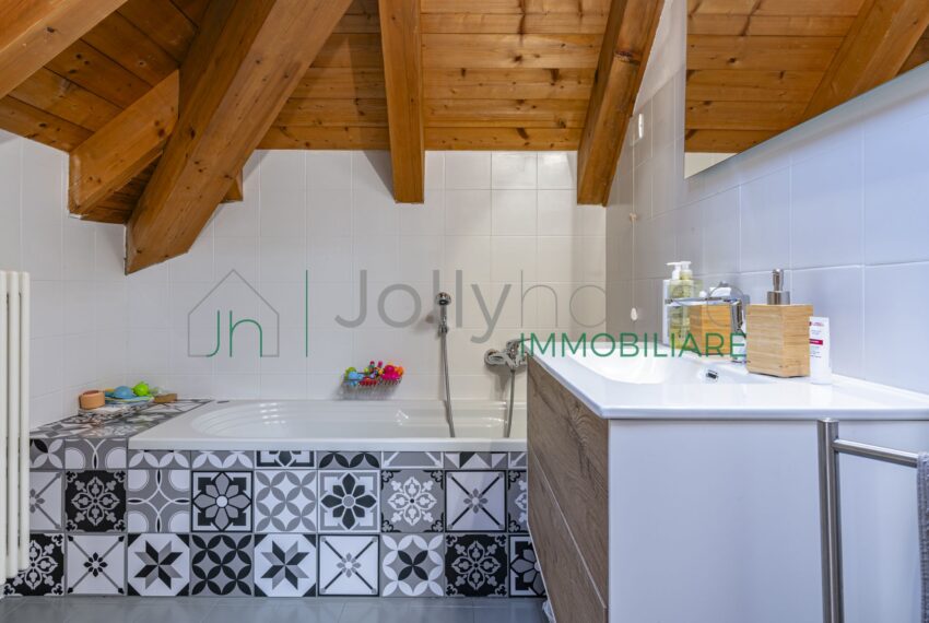 _JCI7932
