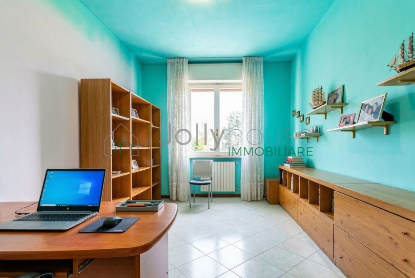 Gemini_Generated_Image_ebweubebweubebwe